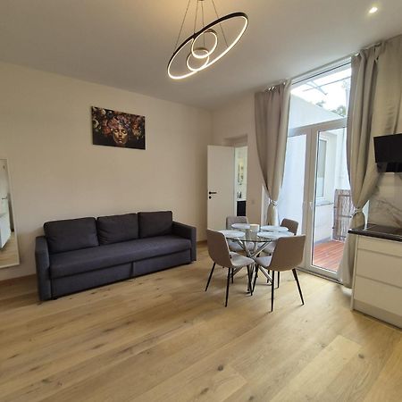 Elegant Apartment In Center Of Βρυξέλλες Εξωτερικό φωτογραφία